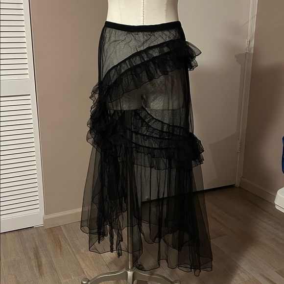 INTIMATELY FREE PEOPLE Strike A Pose Ruffle Slip Maxi Skirt size small - Picture 6 of 10